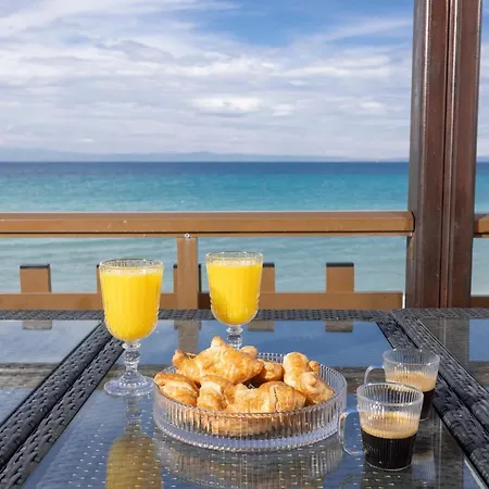 Take Me To The Sea - Beachfront, Starlink *