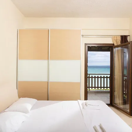 Take Me To The Sea - Beachfront, Starlink * Polychrono